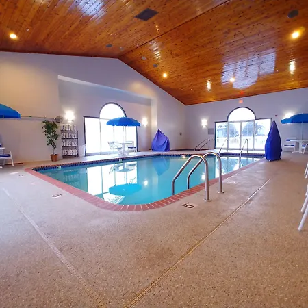 Country Inn & Suites By Radisson, Freeport, Il