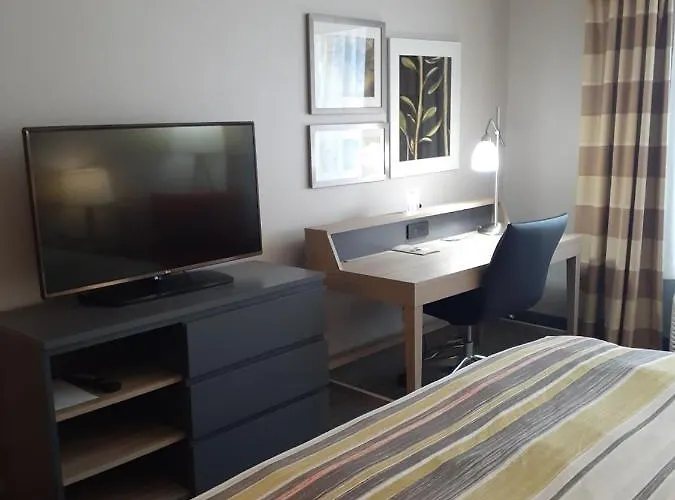 Hotel Country & By Radisson, Freeport, Il 4*