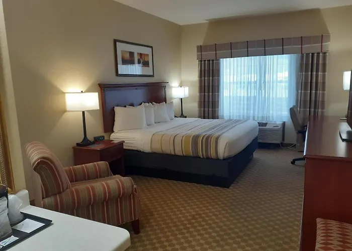 Country & By Radisson, Freeport, Il Freeport