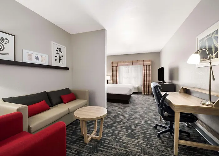 Hotel Country & By Radisson, Freeport, Il 4*