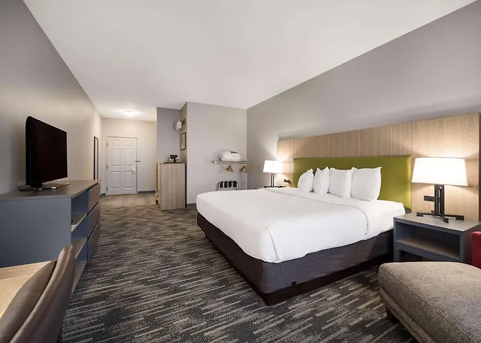 Hotel Country & By Radisson, Freeport, Il Freeport